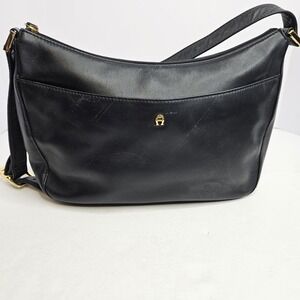Vintage Navy Blue Etienne Aigner Leather Purse